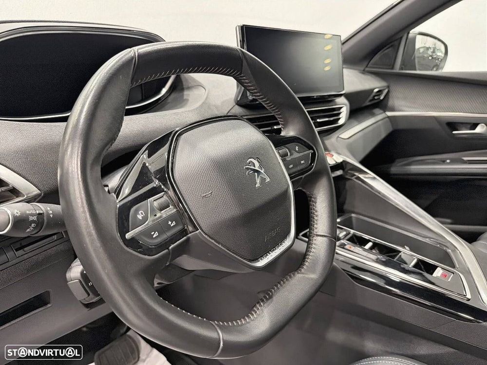 Peugeot 5008 1.5 BlueHDi Allure Pack EAT8 - 12