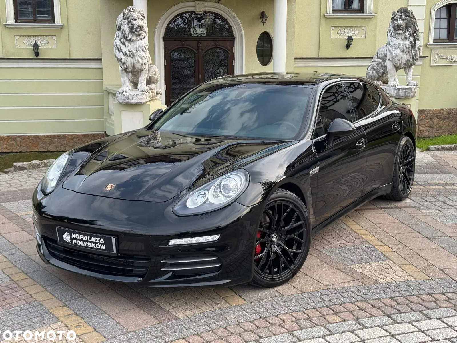 Porsche Panamera 4 Edition - 16