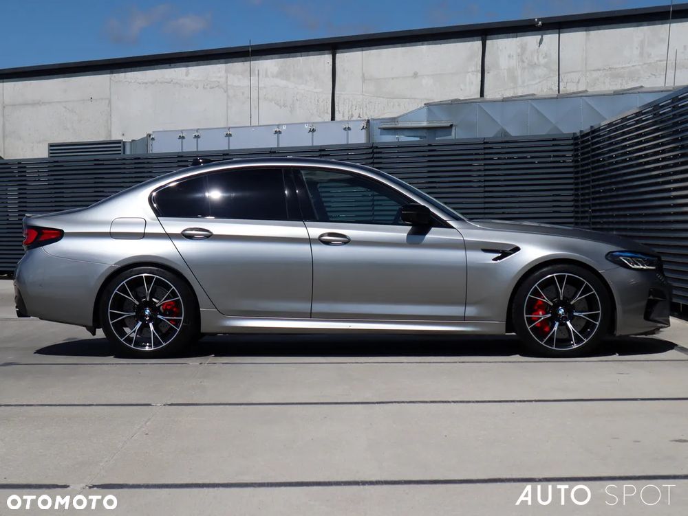 BMW M5 Competition - 10