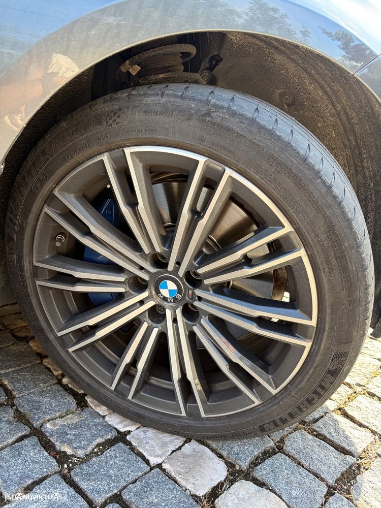 BMW 320 d Pack M Auto - 4