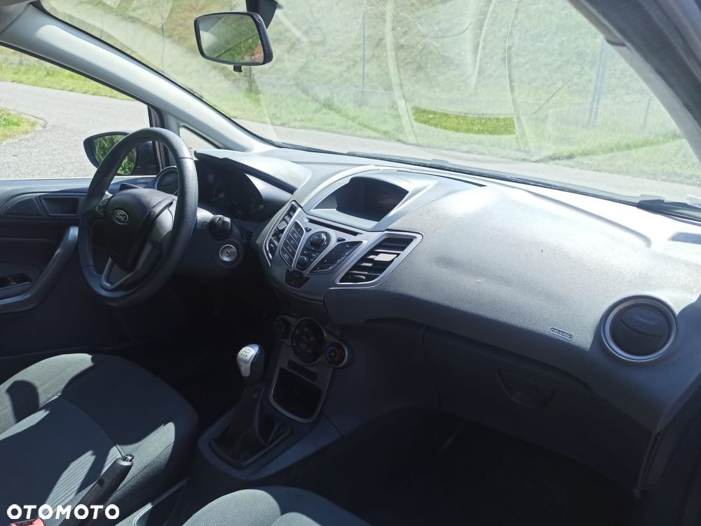Ford Fiesta 1.25 Trend EU5 - 6