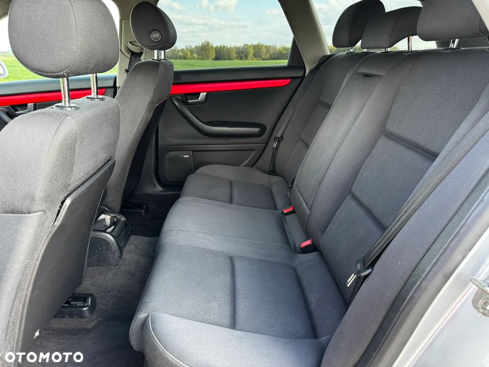 Audi A4 Avant 1.8 T quattro - 9