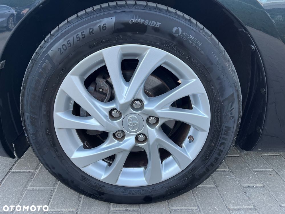 Toyota Auris 1.33 VVT-i Sprint - 33