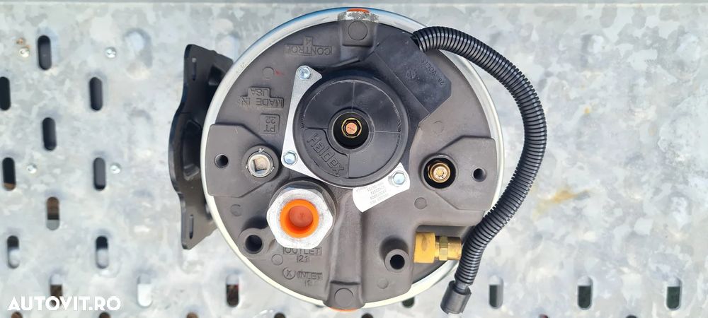Haldex Air Brake Dryer- MFR  06721 - 1