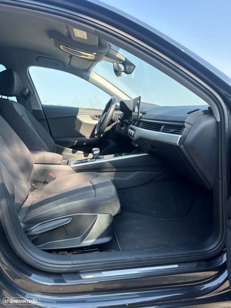 Audi A4 Avant 30 TDI S tronic - 15