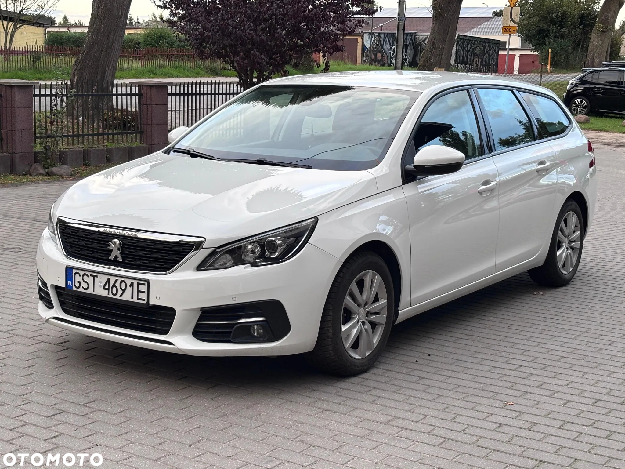 Peugeot 308 1.5 BlueHDi Active S&S EAT8 - 18