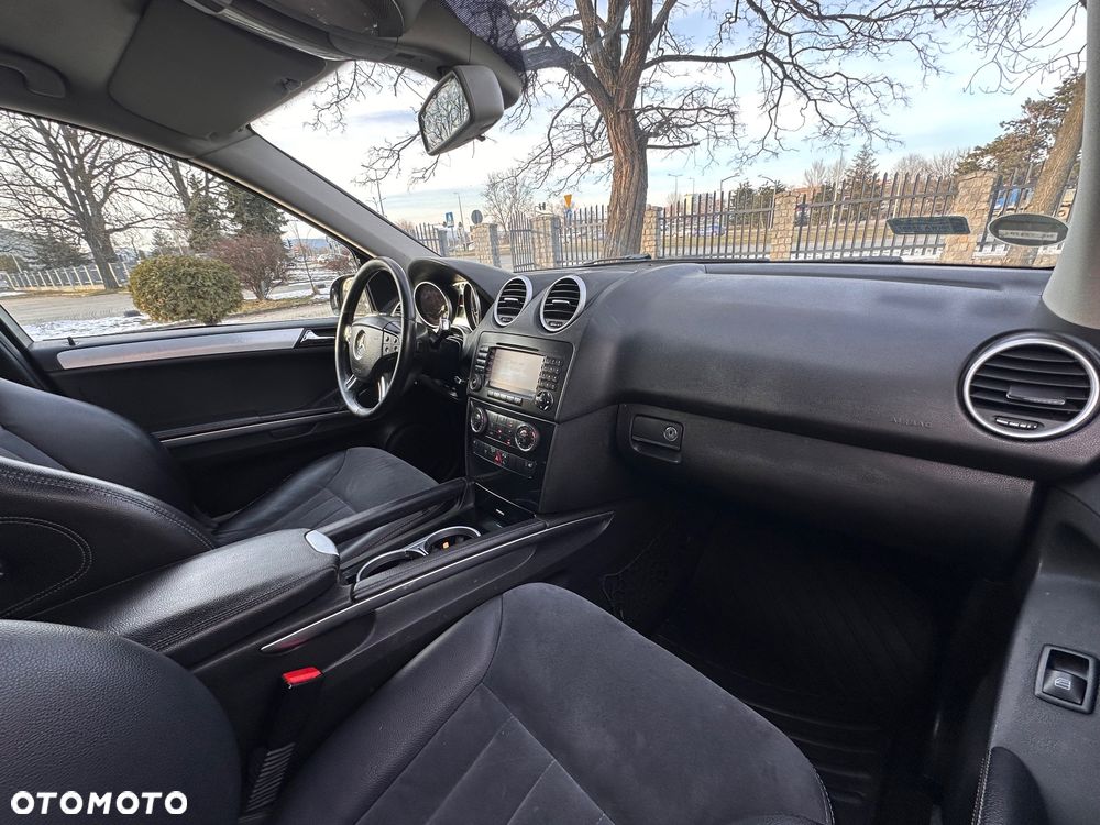 Mercedes-Benz ML 320 CDI 4Matic 7G-TRONIC - 25