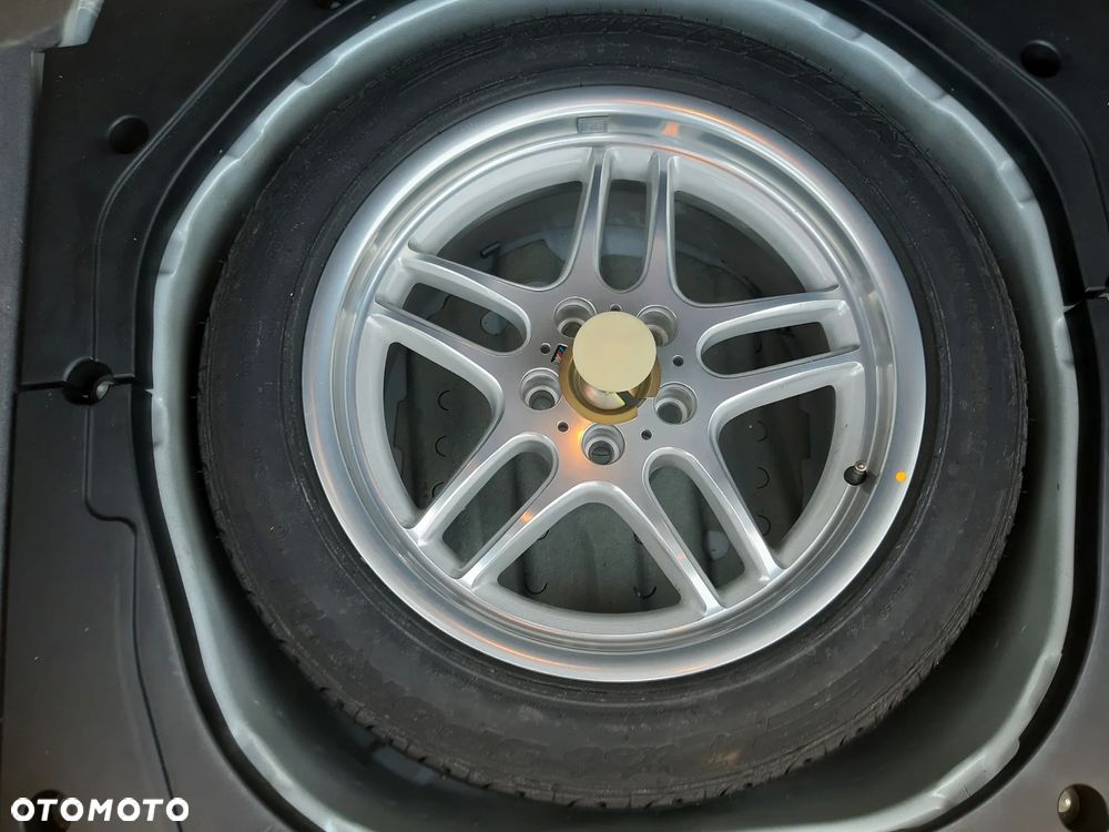 BMW Seria 7 740i - 32