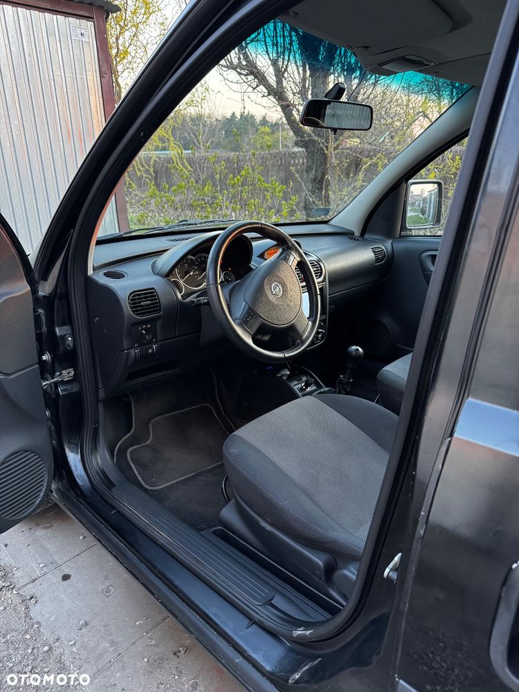 Opel Combo - 16