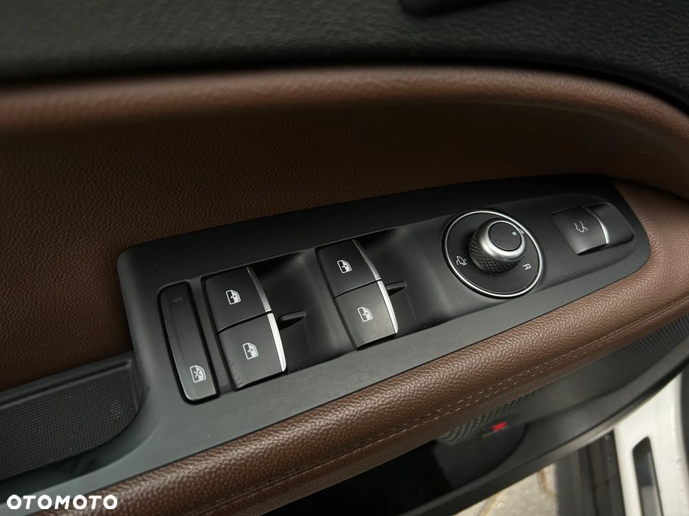 Alfa Romeo Stelvio 2.2 JTDM Super Q4 - 11