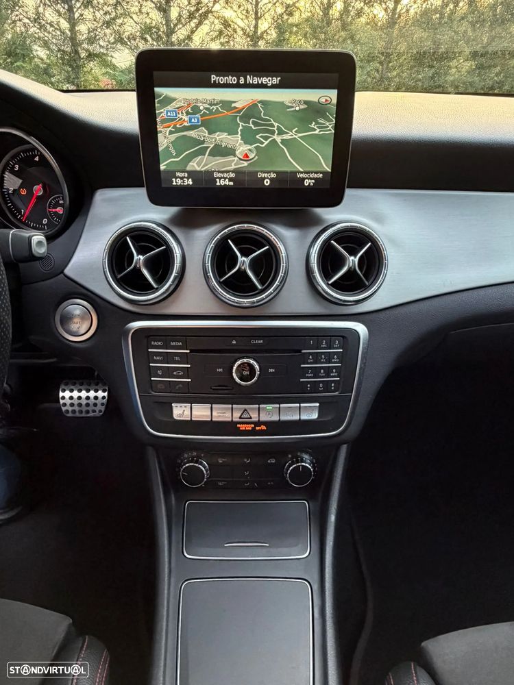 Mercedes-Benz CLA 220 (CDI) d 7G-DCT AMG Line - 18