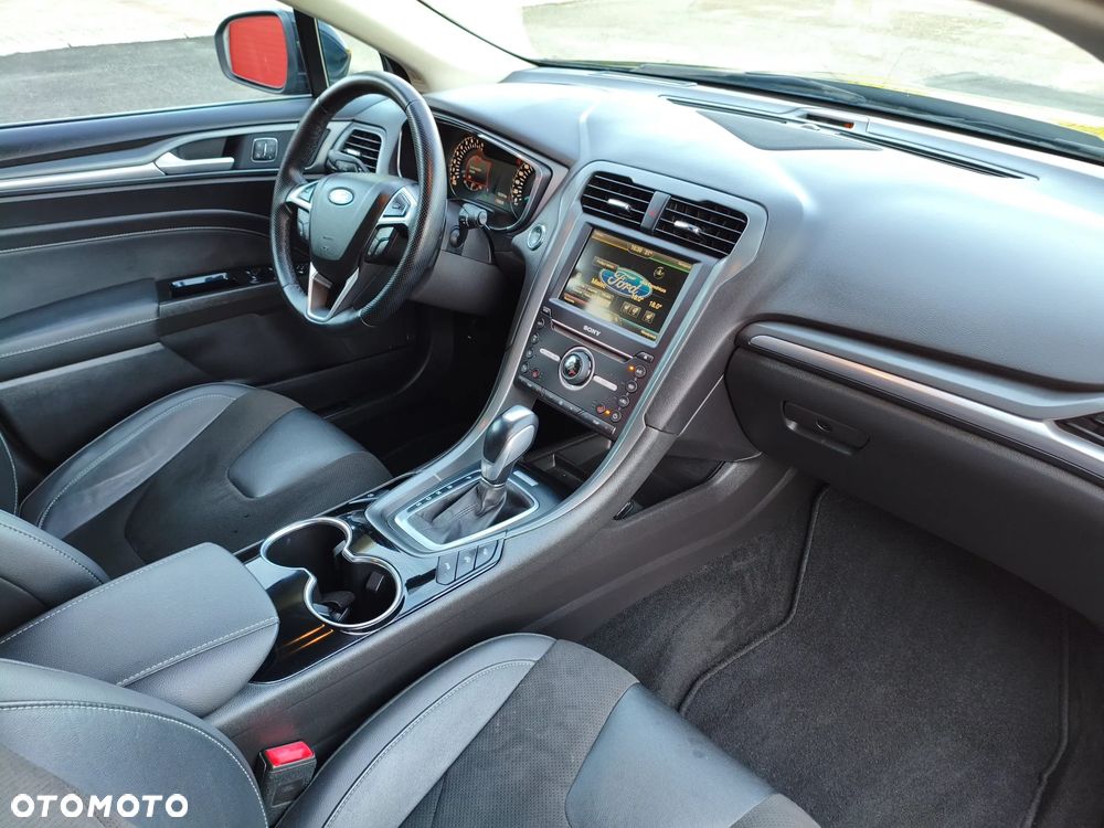 Ford Mondeo - 22