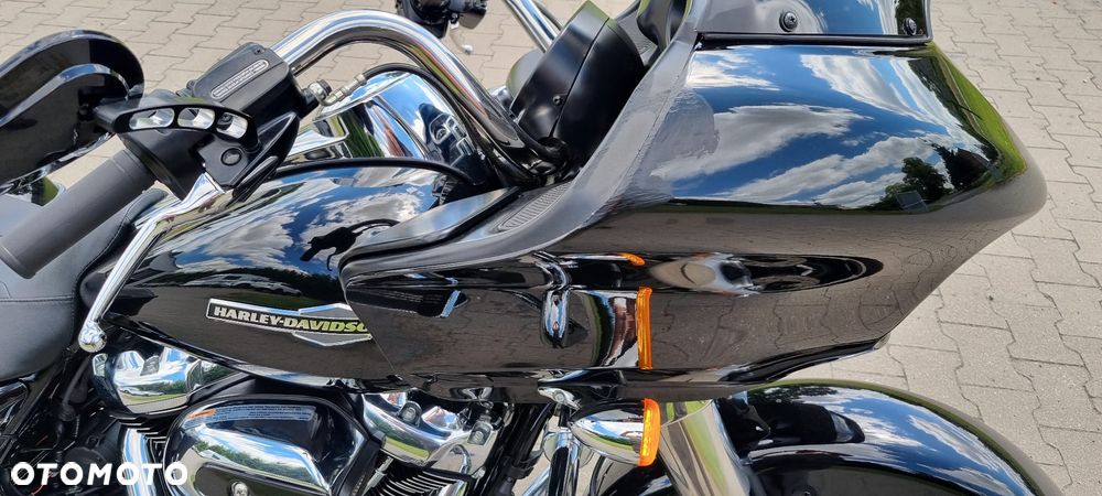 Harley-Davidson Touring Road Glide - 8