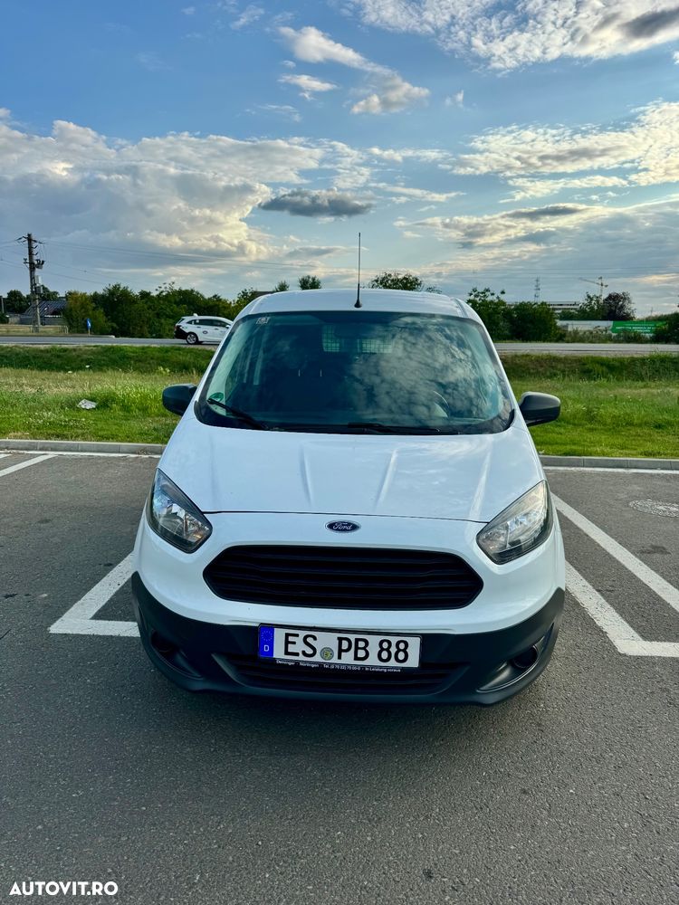 Ford Transit Courier - 2