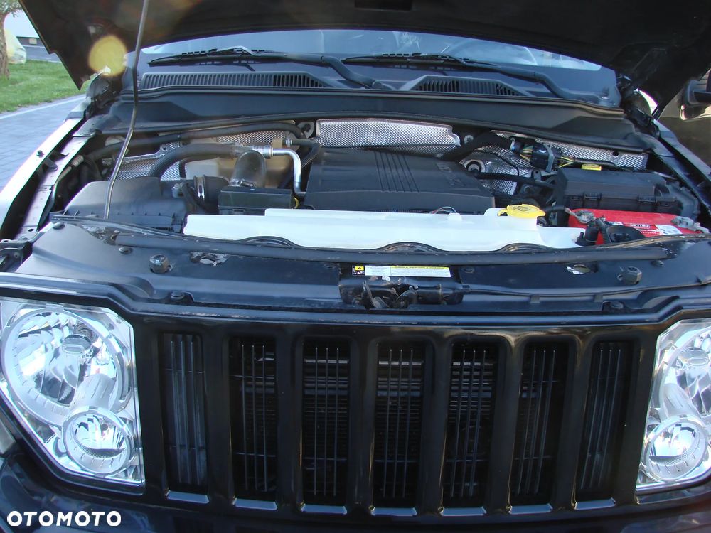 Jeep Cherokee - 29