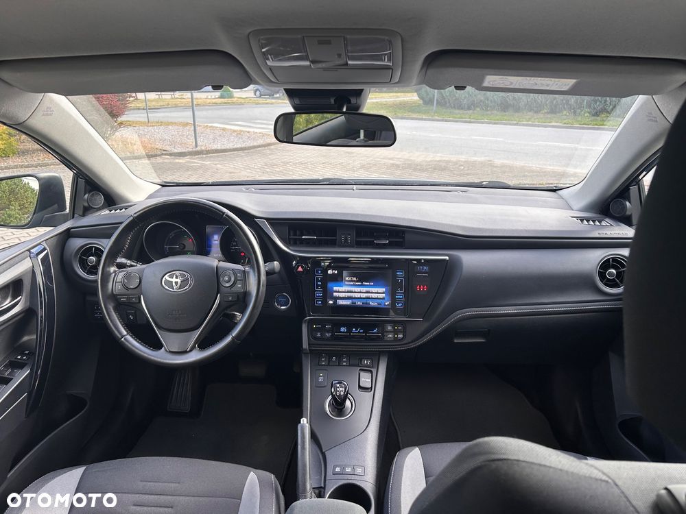 Toyota Auris - 7