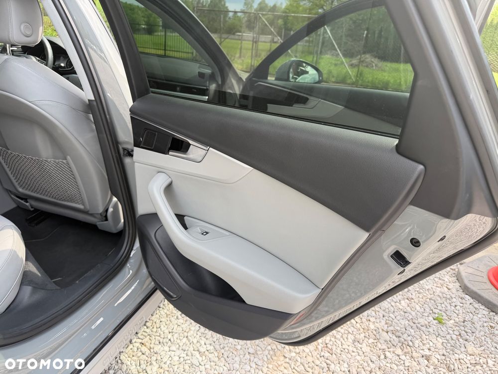 Audi A4 Allroad - 41