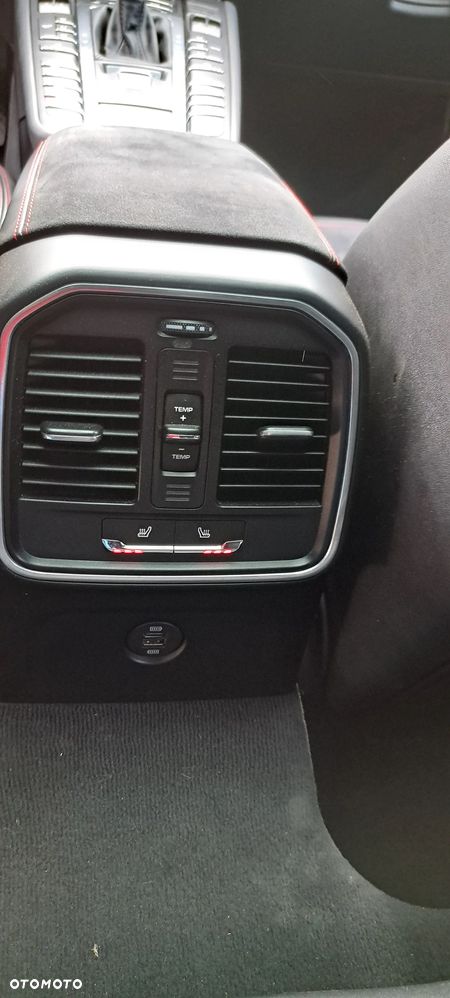 Porsche Macan GTS PDK - 19