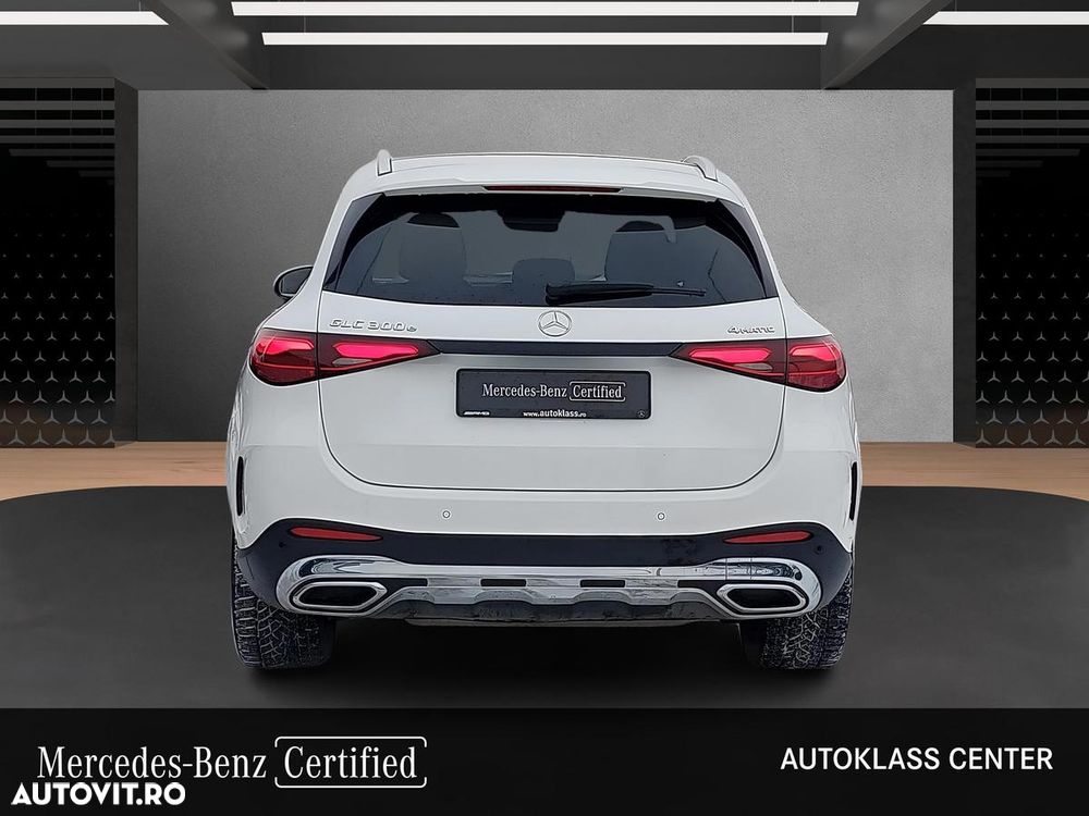 Mercedes-Benz GLC 300 e 4Matic 9G-TRONIC AMG Line Advanced - 5