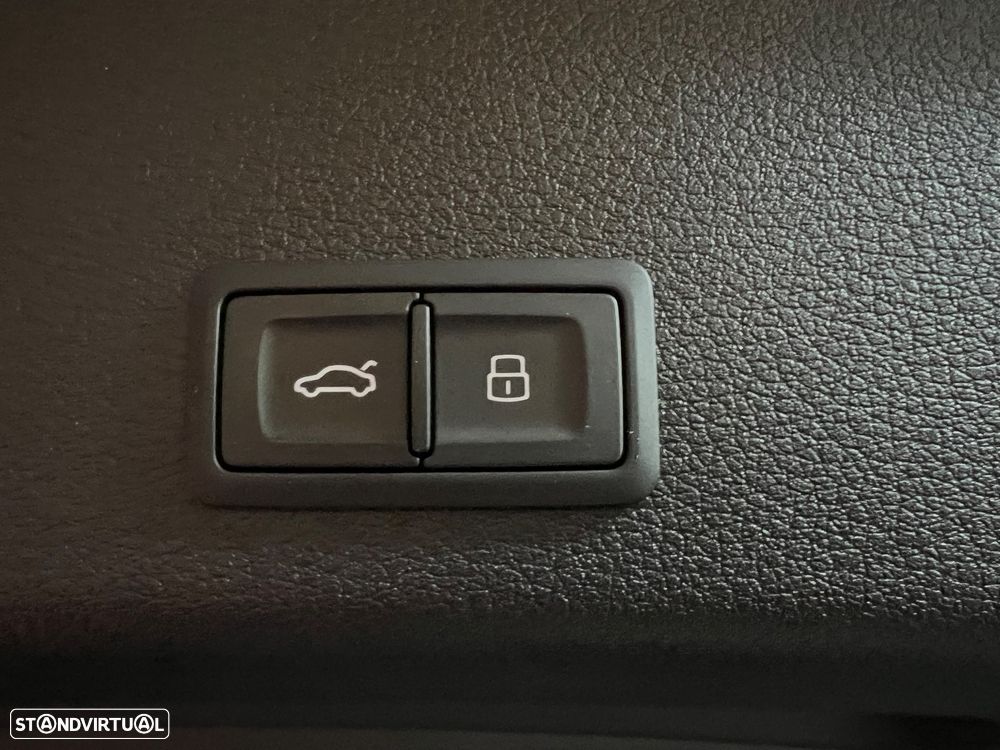 Audi e-tron 50 quattro S line - 18