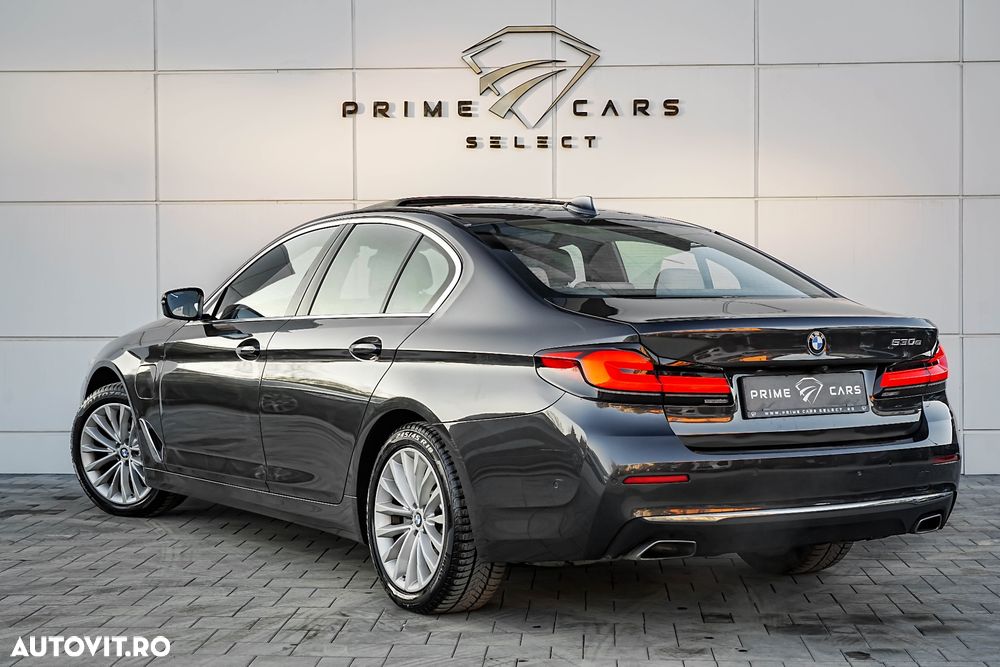 BMW Seria 5 530e Aut. Luxury Line - 3