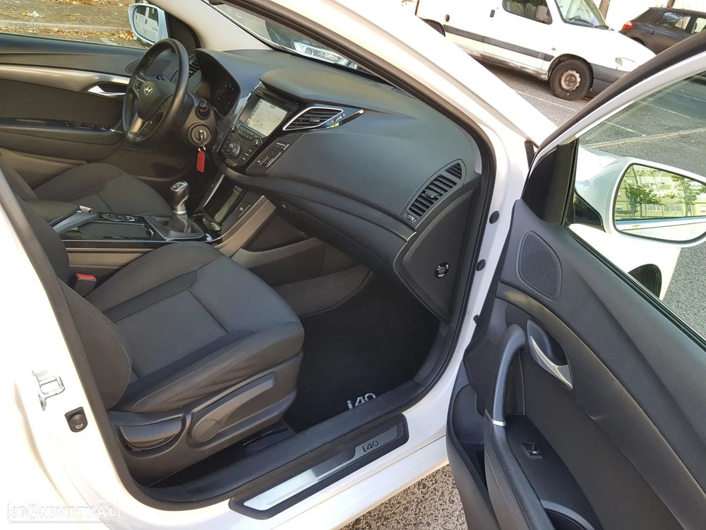 Hyundai i40 SW 1.7 CRDi Blue Comfort - 37