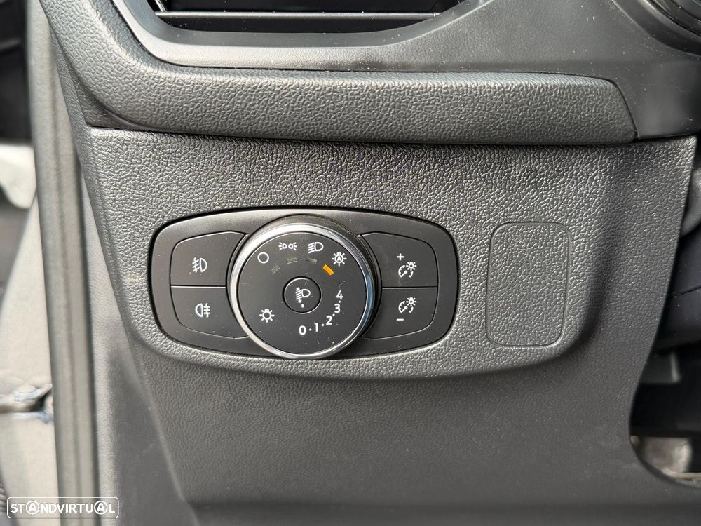 Ford Focus 1.0 EcoBoost MHEV ST-Line - 17
