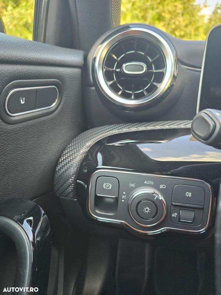 Mercedes-Benz A 200 7G-DCT Progressive - 27