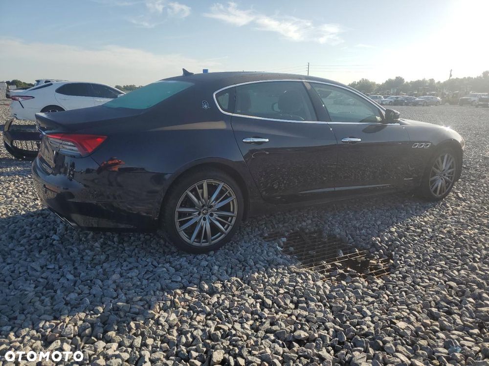 Maserati Quattroporte GranLusso S - 38