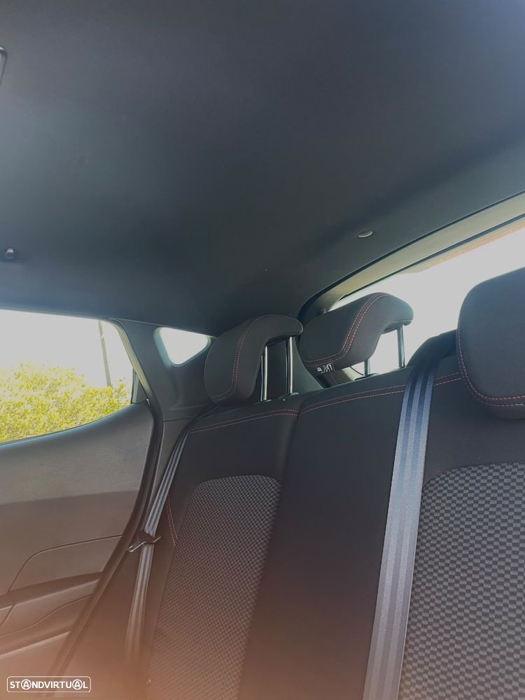 Ford Fiesta 1.0 EcoBoost ST-Line - 19