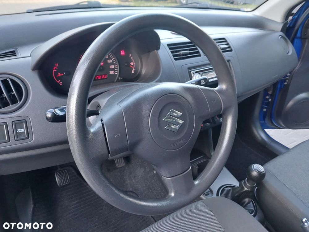 Suzuki Swift 1.3 Comfort - 25