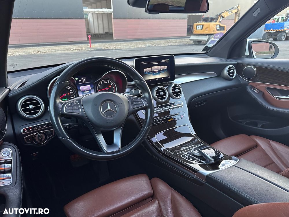Mercedes-Benz GLC 250 4MATIC 9G-TRONIC Exclusive - 8