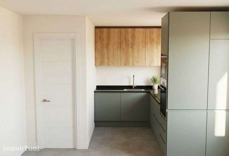 Apartamento T1+1, novo com estacionamento | Centro do Cadaval - Grande imagem: 4/12