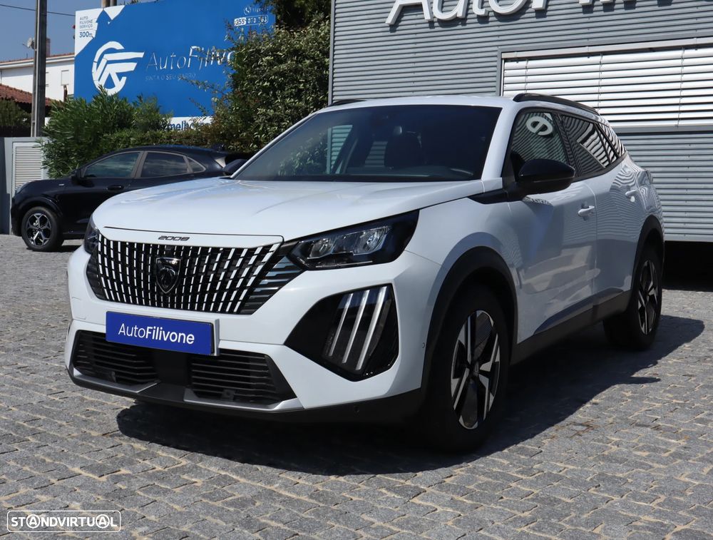 Peugeot 2008 1.2 PureTech Allure - 12