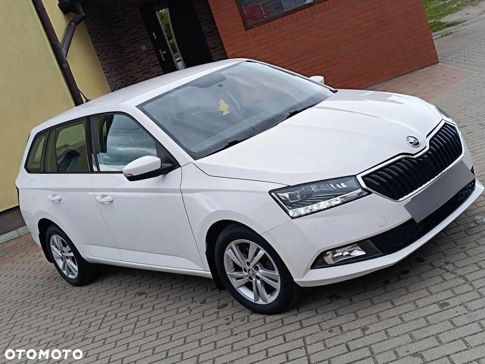 Skoda Fabia 1.0 TSI Ambition - 1