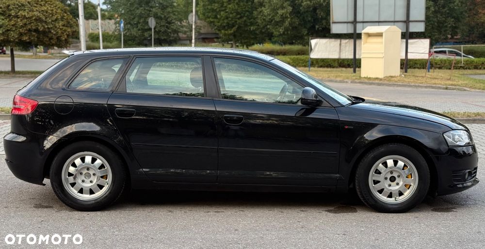 Audi A3 Sportback 2.0 TDI DPF S line Sportpaket plus - 8