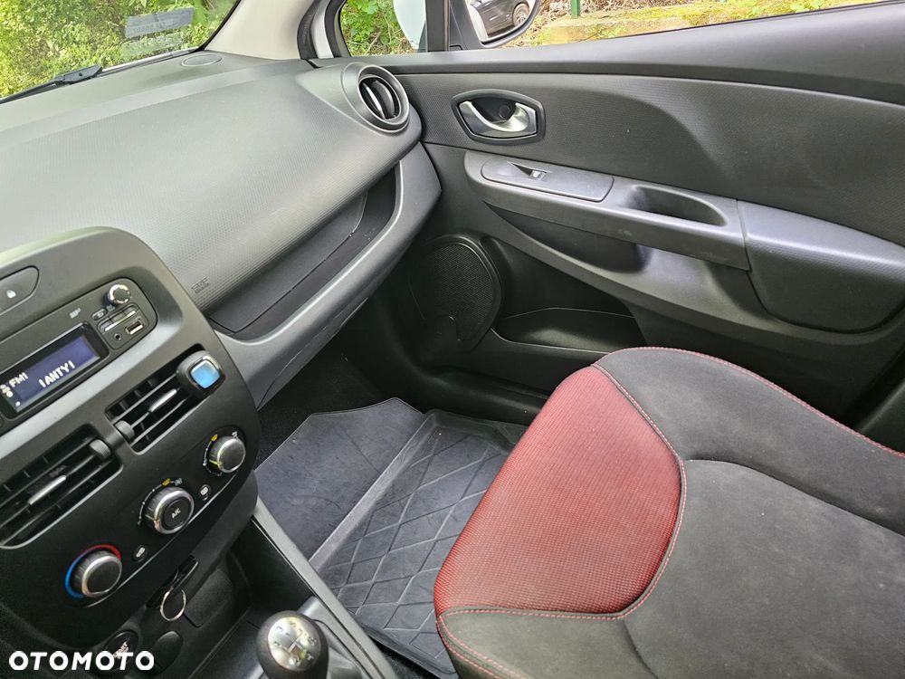 Renault Clio 1.5 dCi Business - 18