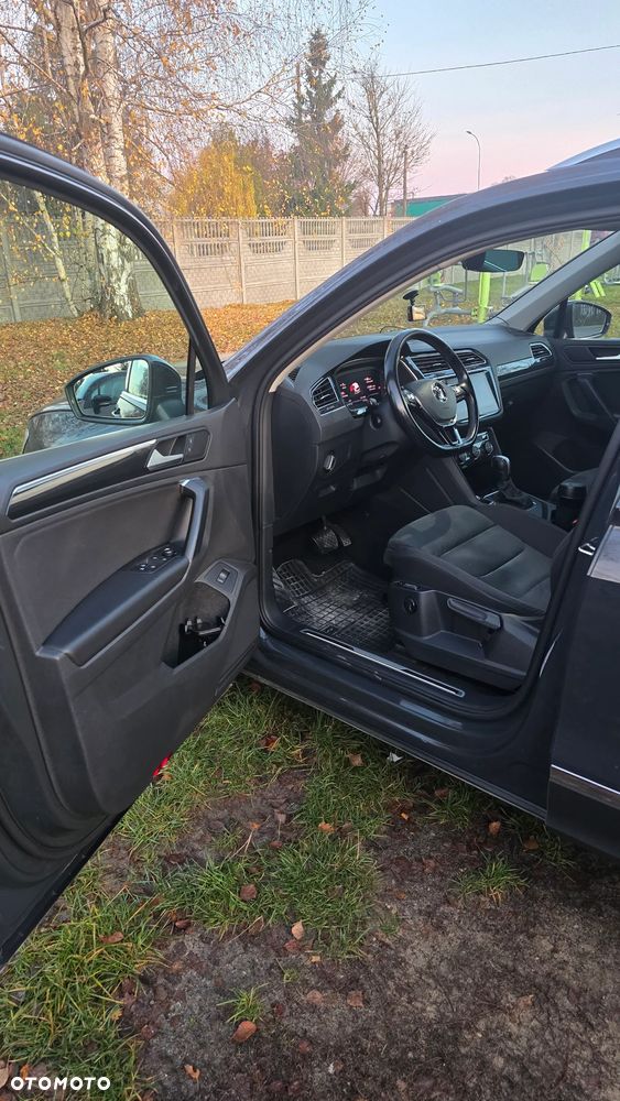 Volkswagen Tiguan - 5
