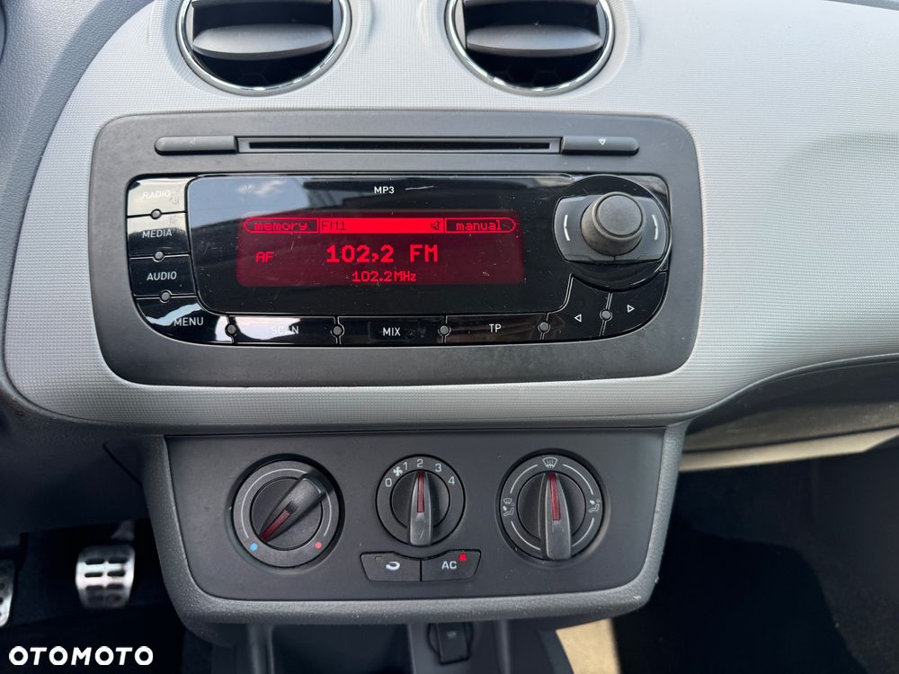 Seat Ibiza 1.4 16V Style - 12