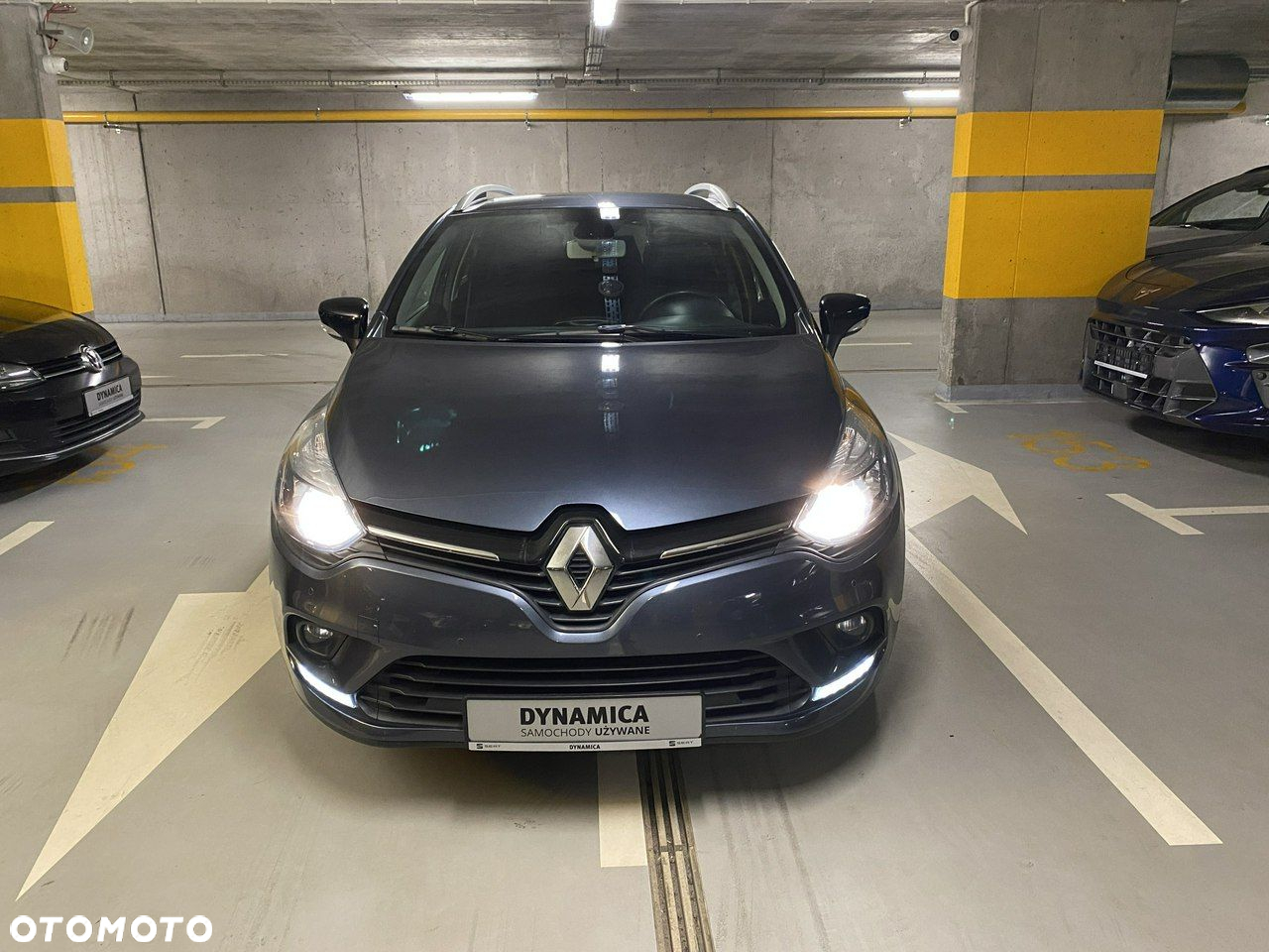 Renault Clio - 2