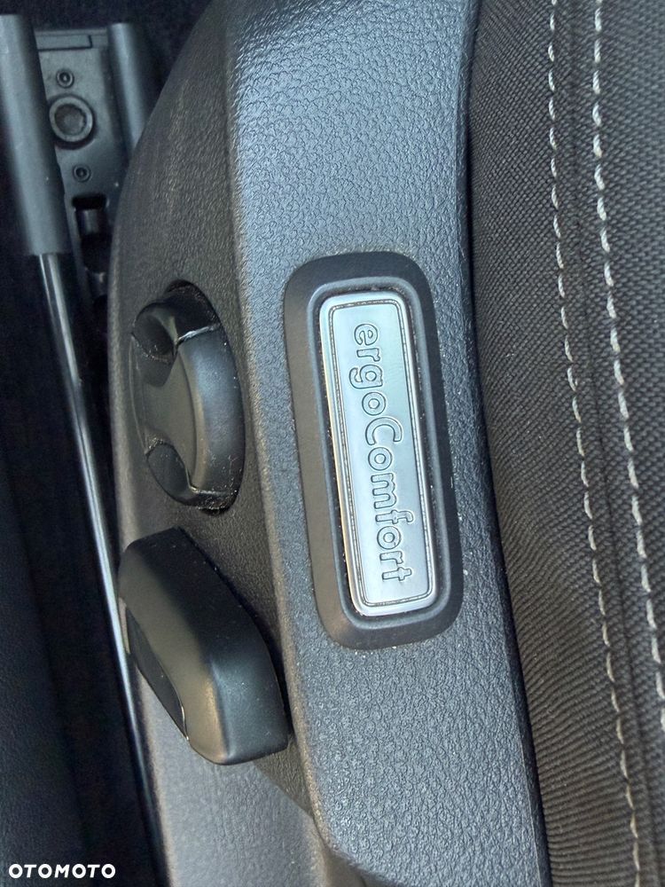 Volkswagen Passat 2.0 TDI EVO Business DSG - 15