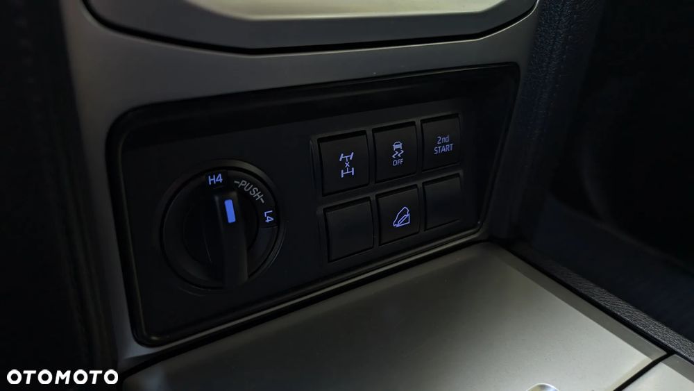 Toyota Land Cruiser LC 2.8 D-4D Prado - 28