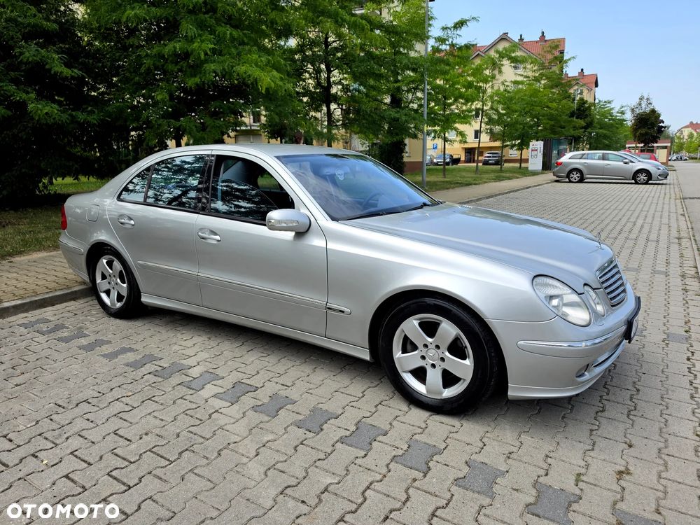 Mercedes-Benz Klasa E 200 Kompressor Avantgarde - 20