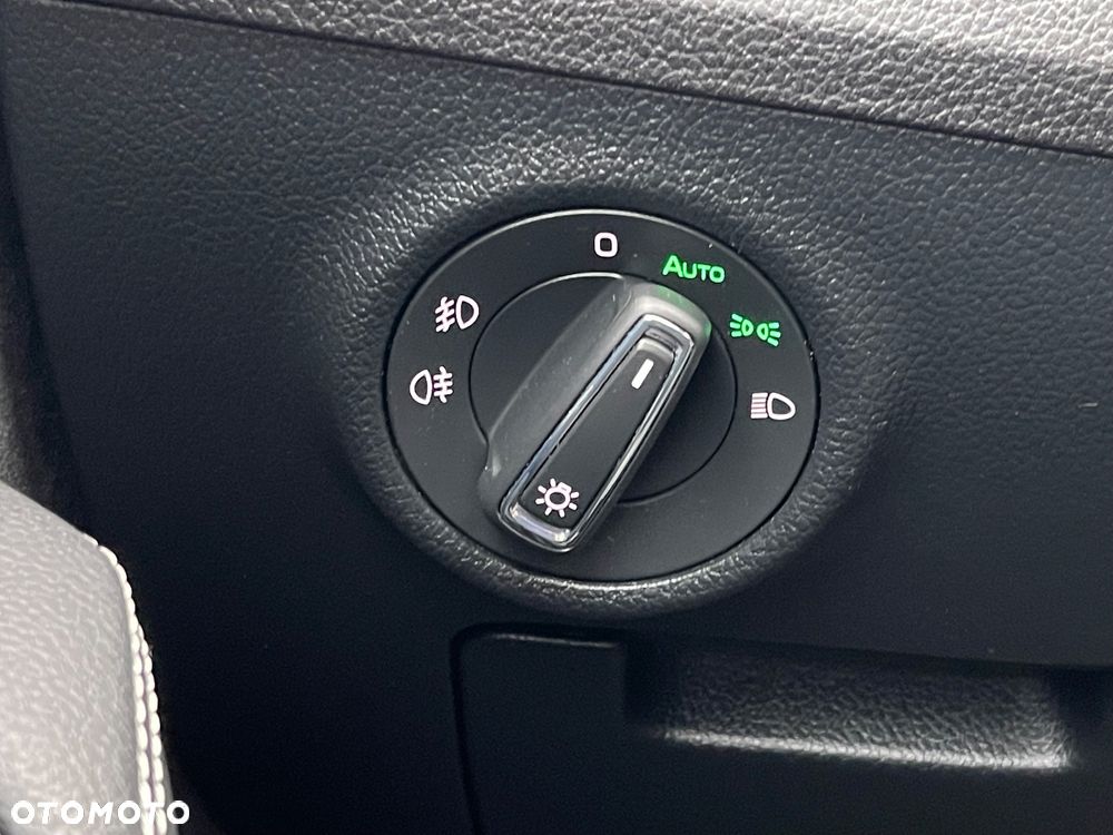 Skoda Superb 2.0 TSI Sportline DSG - 23