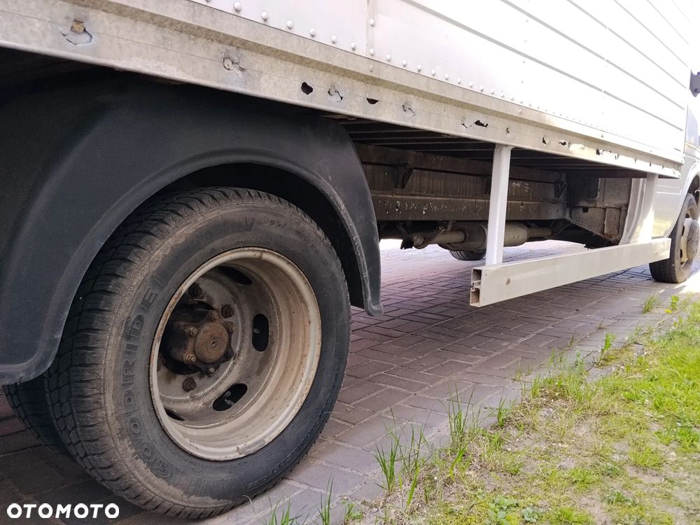 Mercedes-Benz Sprinter 413 - 4