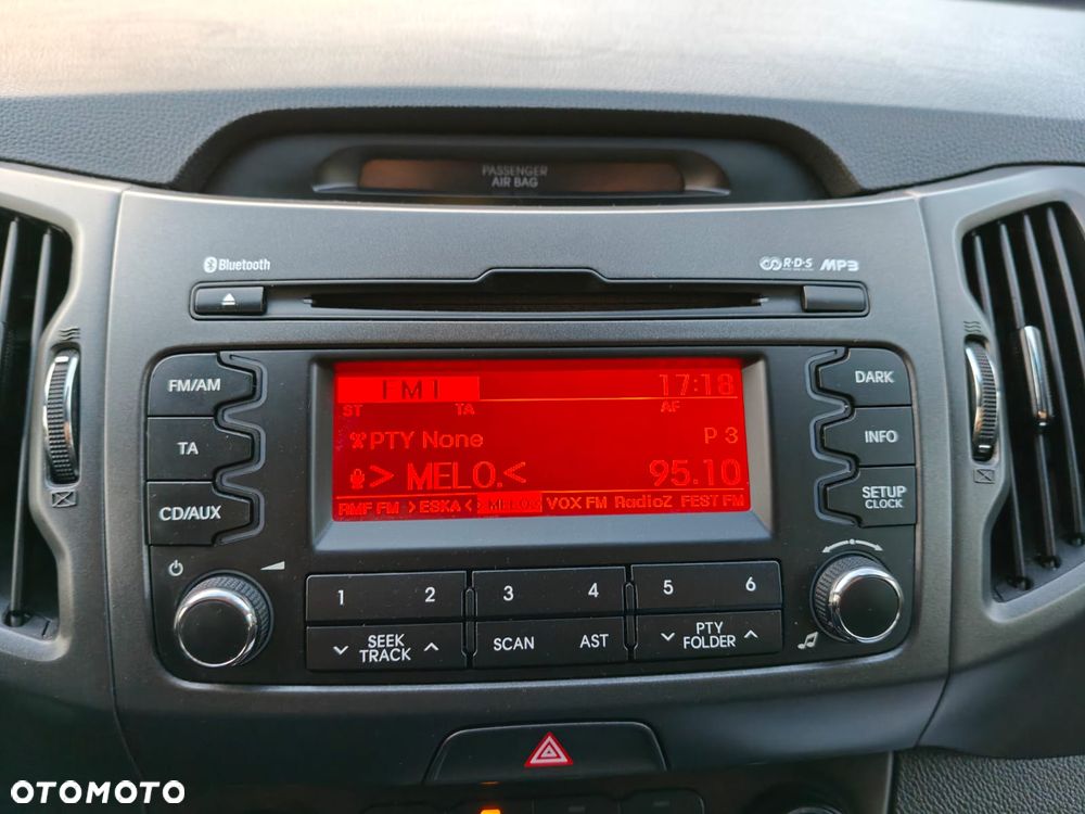 Kia Sportage 2.0 CRDI 4WD Automatik Dream-Team Edition - 33