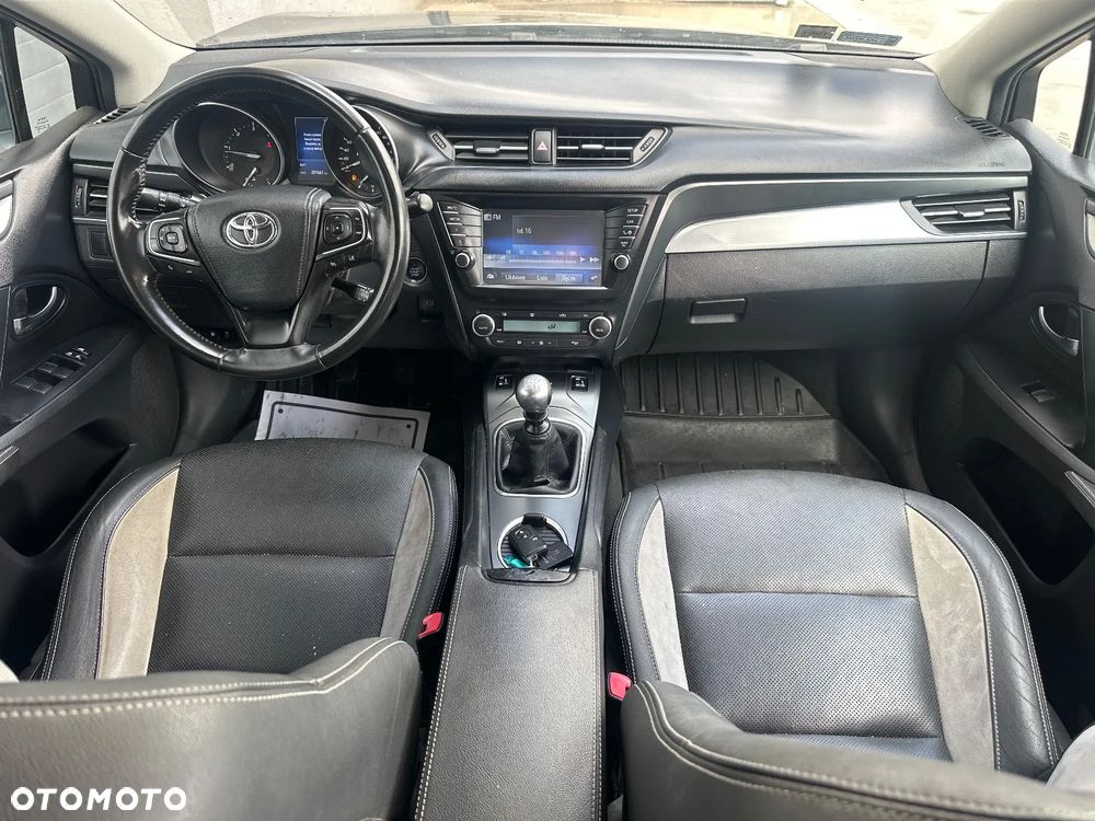 Toyota Avensis 2.0 D-4D Selection - 23