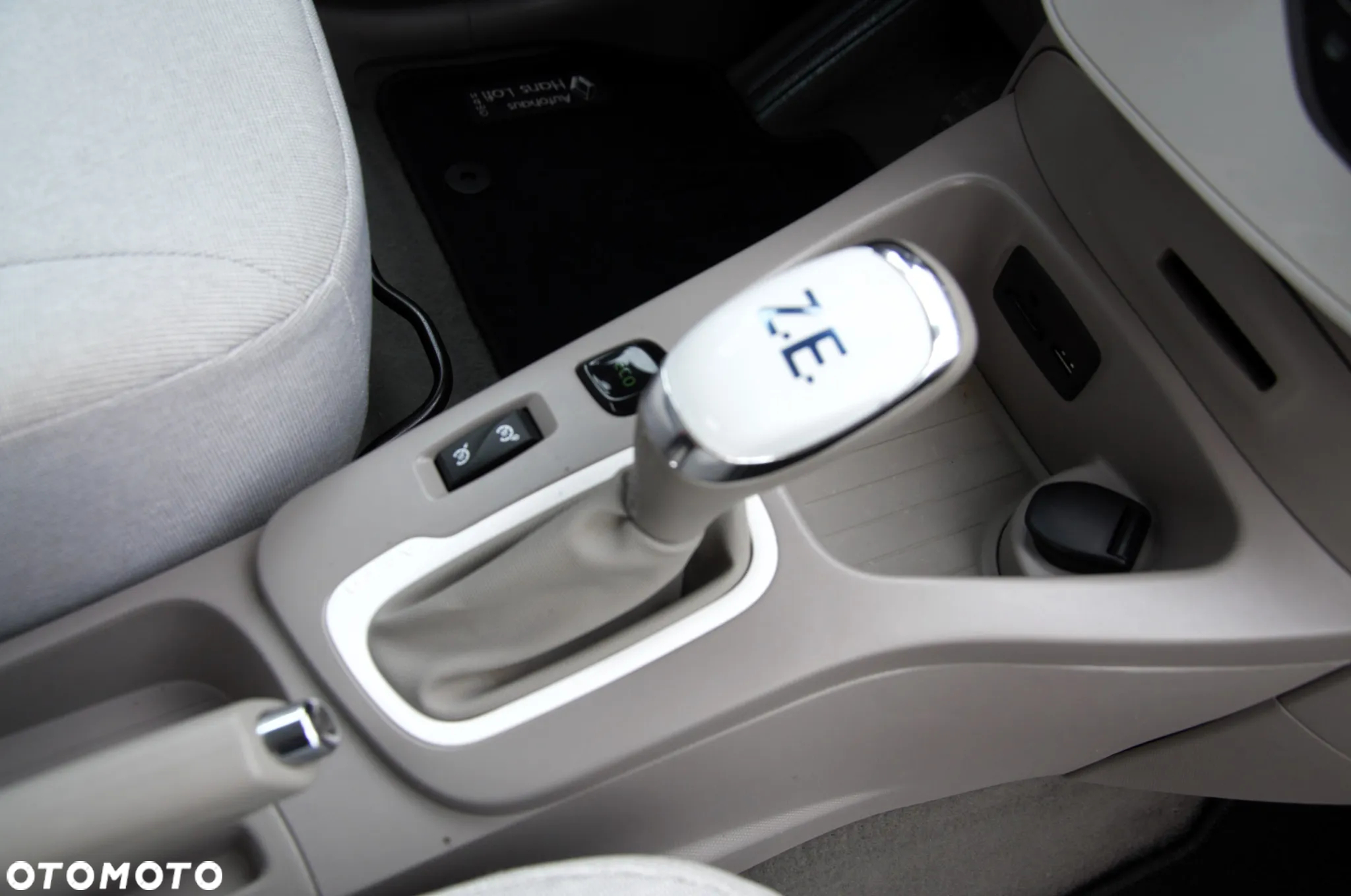 Renault Zoe (mit Batterie) 22 kwh Life - 16