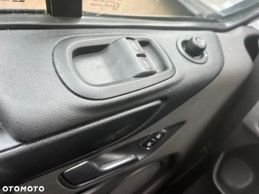 Ford Transit Custom - 16