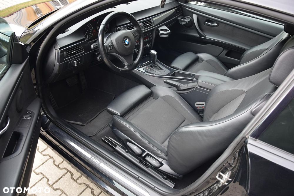 BMW Seria 3 320d M Sport Edition - 7